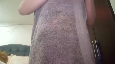 Jeraldine online show from 12-22-24, 01:34