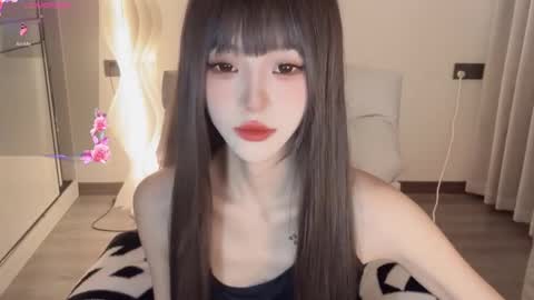 Snapshot of sunflowerbbb chatting on 01-19-25, 03:10 coco online show from 01-19-25, 03:10