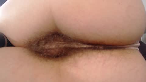 Snapshot of sunloveandwe chatting on 01-25-25, 05:30 Mistress Eve online show from 01-25-25, 05:30