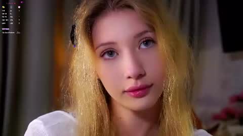 Lily online show from 07-24-26, 11:47