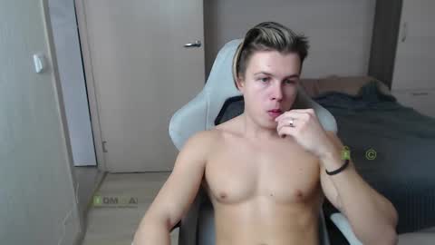 Alice and Sergey online show from 03-10-25, 09:32