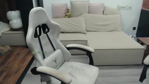 Alice and Sergey online show from 11-16-25, 02:11