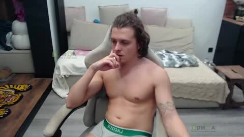 Alice and Sergey online show from 04-25-26, 05:10