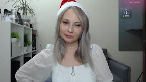 Naomi online show from 12-24-24, 10:28