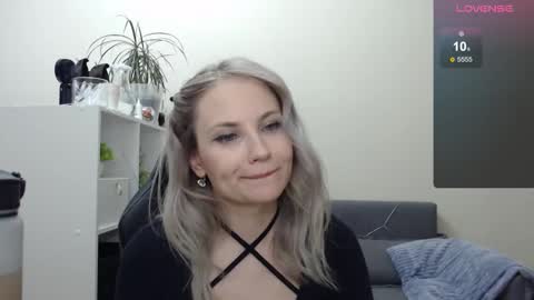 Naomi online show from 01-11-25, 09:47