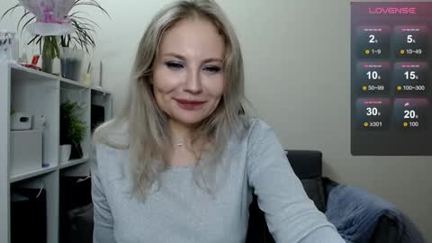 Naomi online show from 03-08-25, 10:56