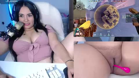 Snapshot of sunny_gamer chatting on 01-31-25, 06:46 Sunny online show from 01-31-25, 06:46