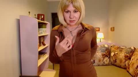 Sunny Katty online show from 05-12-26, 10:12