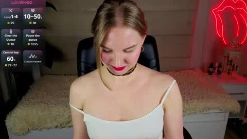 Snapshot of sunny_nicoleee chatting on 05-22-26, 01:24 sunny_nicoleee online show from 05-22-26, 01:24