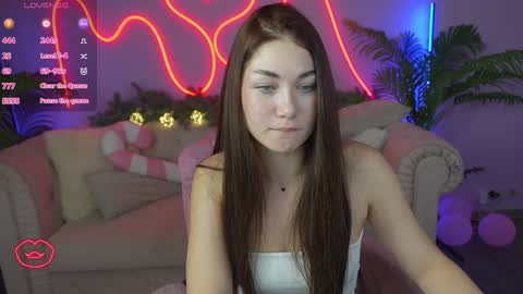 S U N N Y online show from 12-19-24, 11:14