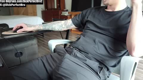 sunny valentine online show from 03-12-26, 01:50