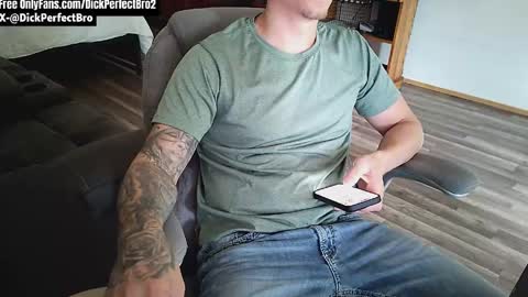 Snapshot of sunny_valentine chatting on 05-29-26, 03:21 sunny valentine online show from 05-29-26, 03:21