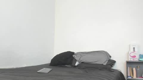 Snapshot of sunnyandevan chatting on 02-07-25, 07:27 Christian Vanessa online show from 02-07-25, 07:27