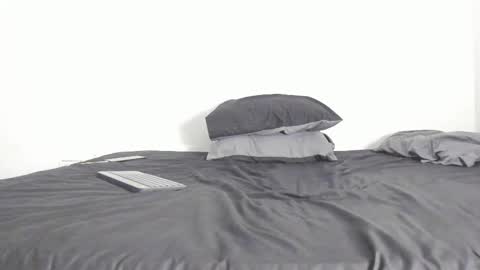 Snapshot of sunnyandevan chatting on 09-15-25, 01:16 Christian Vanessa online show from 09-15-25, 01:16