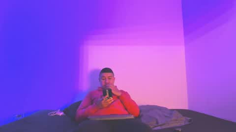 Snapshot of sunnyandevan chatting on 09-29-25, 02:06 Christian Vanessa online show from 09-29-25, 02:06