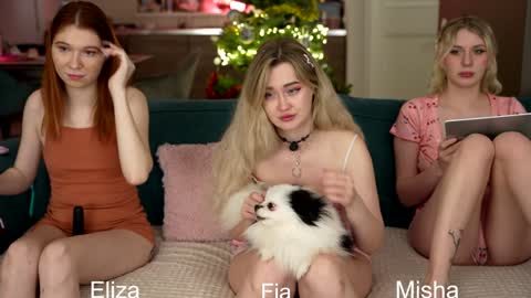 Fia  -  TG -  Mia -  Alice -  online show from 12-16-24, 06:53