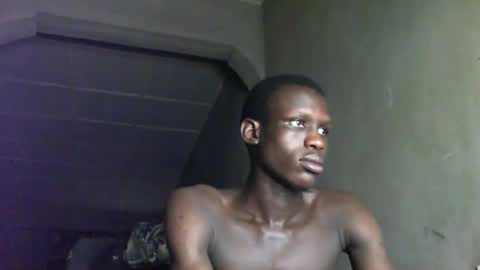 Sunnyblack2 online show from 11-17-25, 11:38