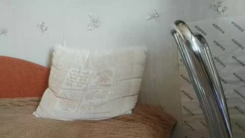 Alina   Streams Mon to Fri online show from 01-21-25, 11:24