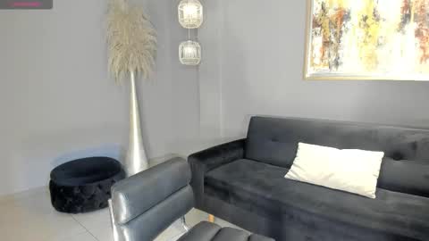 Snapshot of sunnyrivers_ chatting on 01-18-26, 05:50 Sunny Rivers online show from 01-18-26, 05:50