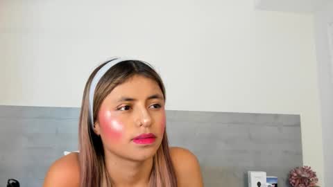 sunnywhitee online show from 01-31-26, 07:11