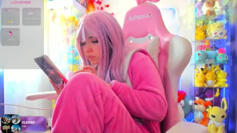     RAVENCLAU GIRL  online show from 01-22-25, 05:17