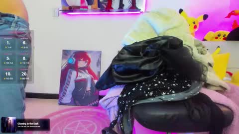     RAVENCLAU GIRL  online show from 10-11-25, 12:15