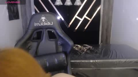 Snapshot of sunrise_ch chatting on 11-24-25, 10:48 Susana Mejia online show from 11-24-25, 10:48