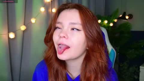 Snapshot of sunrise_enny chatting on 10-12-25, 06:29 sunrise_enny online show from 10-12-25, 06:29