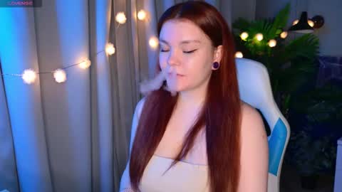 Snapshot of sunrise_enny chatting on 10-16-25, 07:15 sunrise_enny online show from 10-16-25, 07:15