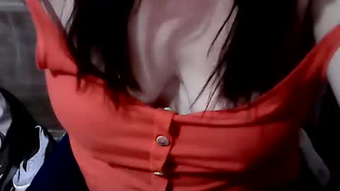 Snapshot of sunshine_38 chatting on 01-10-25, 12:17 sunshine_38 online show from 01-10-25, 12:17