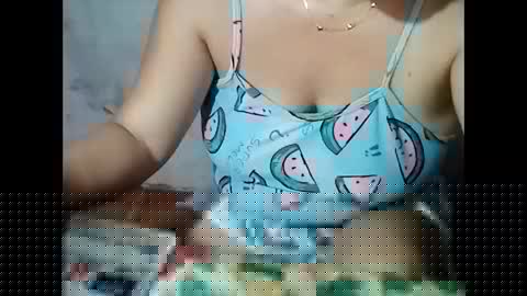 Snapshot of sunshine_38 chatting on 09-18-25, 02:35 sunshine_38 online show from 09-18-25, 02:35