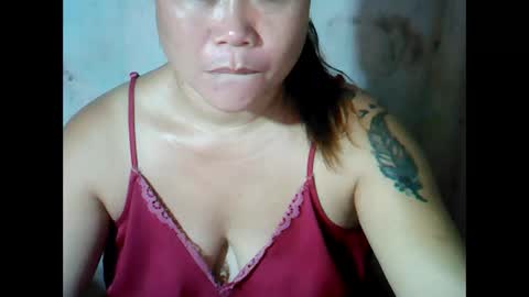 Snapshot of sunshine_38 chatting on 11-21-25, 11:47 sunshine_38 online show from 11-21-25, 11:47