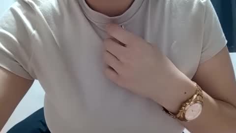 Annie online show from 01-01-25, 01:26