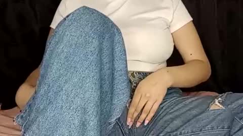 Annie online show from 01-09-25, 08:44