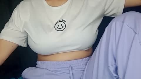 Annie online show from 01-18-25, 11:33