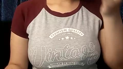 Annie online show from 02-10-25, 10:09