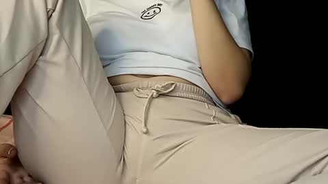 Annie online show from 02-19-25, 11:04