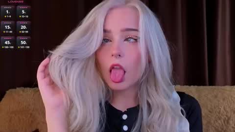 Alice online show from 11-25-25, 04:12