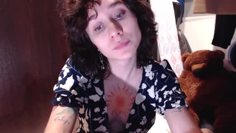 Hella online show from 12-10-24, 01:55