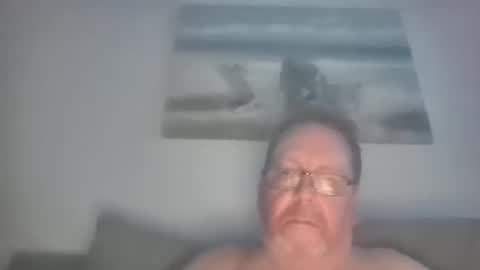 Snapshot of sunspotbaby chatting on 04-13-26, 12:38 Sunspotbaby online show from 04-13-26, 12:38