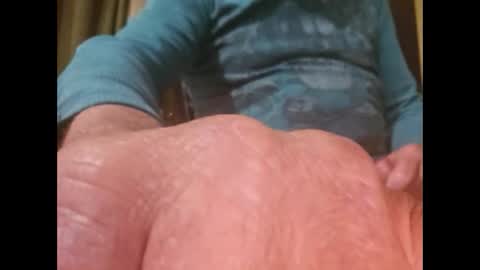 Snapshot of suntroll chatting on 02-06-25, 08:29 Suntroll online show from 02-06-25, 08:29