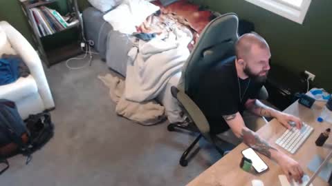 Matt online show from 04-04-26, 04:15