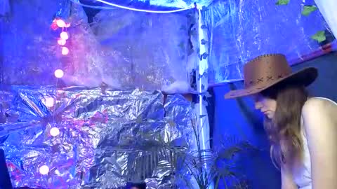 super jony and Marta GMT 1300-1800 every day online show from 10-17-25, 04:09