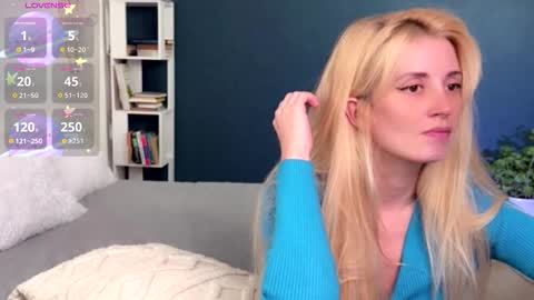 Snapshot of super_peach_stream chatting on 09-08-25, 05:45 ANNApvt open full info in bio online show from 09-08-25, 05:45