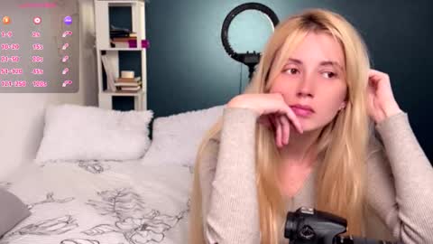 Snapshot of super_peach_stream chatting on 11-01-25, 05:37 ANNApvt open full info in bio online show from 11-01-25, 05:37