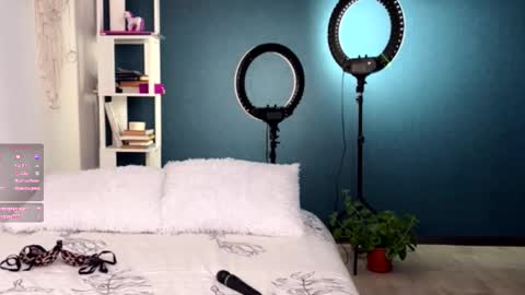 Snapshot of super_peach_stream chatting on 11-04-25, 04:39 ANNApvt open full info in bio online show from 11-04-25, 04:39