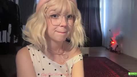 Snapshot of super_pixie chatting on 07-24-26, 01:53 super_pixie online show from 07-24-26, 01:53