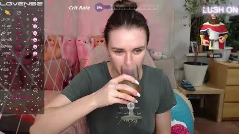 Snapshot of superhotgirlhere chatting on 10-25-25, 03:40 Sweet Anna online show from 10-25-25, 03:40