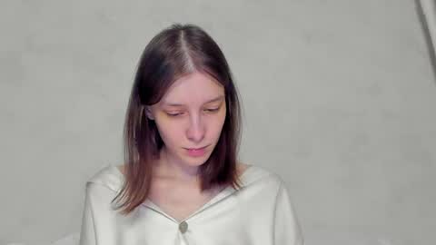 Una online show from 05-14-26, 08:15