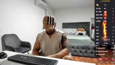 Snapshot of supermanboyxxl chatting on 10-14-25, 05:41 supermanboyxxl online show from 10-14-25, 05:41